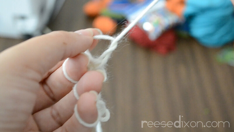 Finger Knit Garland Tutorial Step 10