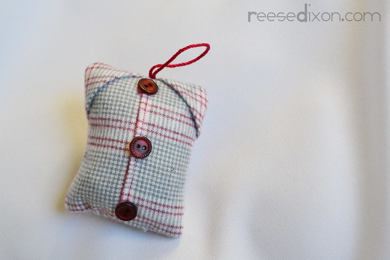 Flannel Shirt Ornament Tutorial