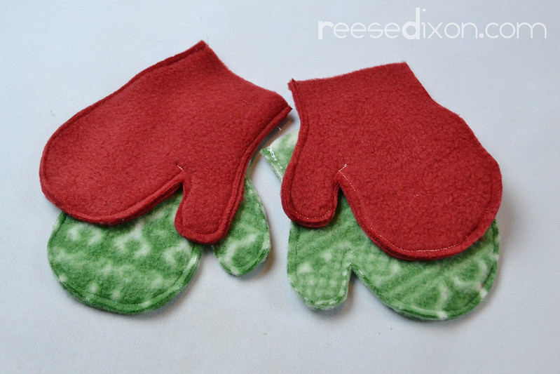 Pair of Mittens Ornament Tutorial Step 2