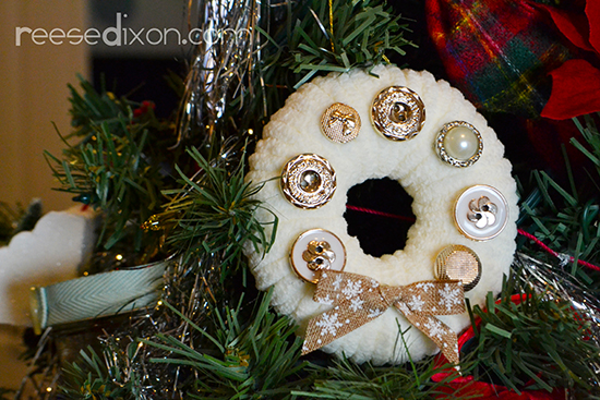 button-wreath