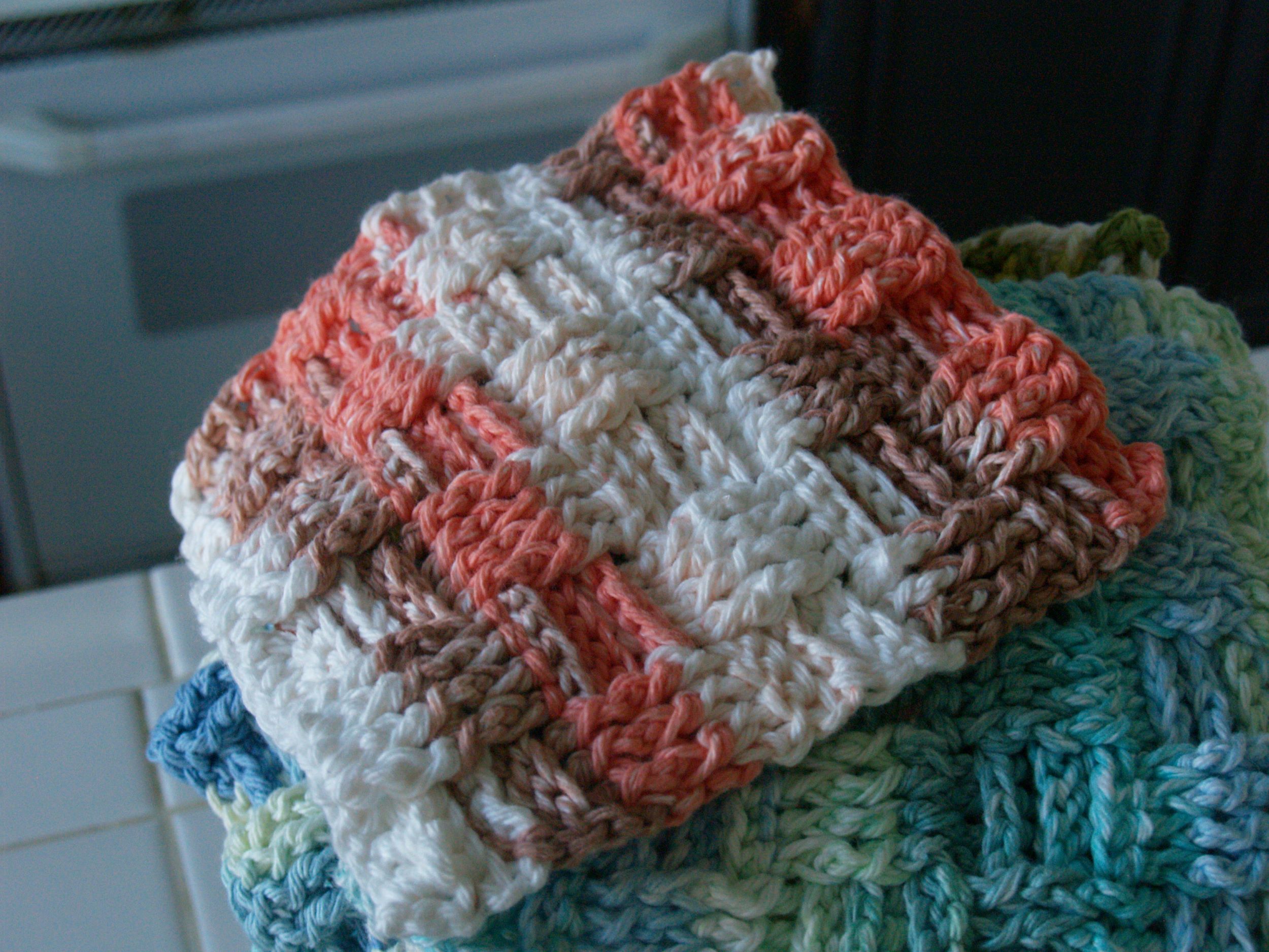 Tutorial: How to Make ~Extra Chunky~ Yarn! (Bernat Blanket Big Dupe out of  Bernat Blanket Extra) 